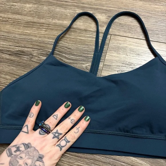 NWT Lululemon Flow Y Bra *Nulu A-C Cups (Indochine Blue) Size 12
